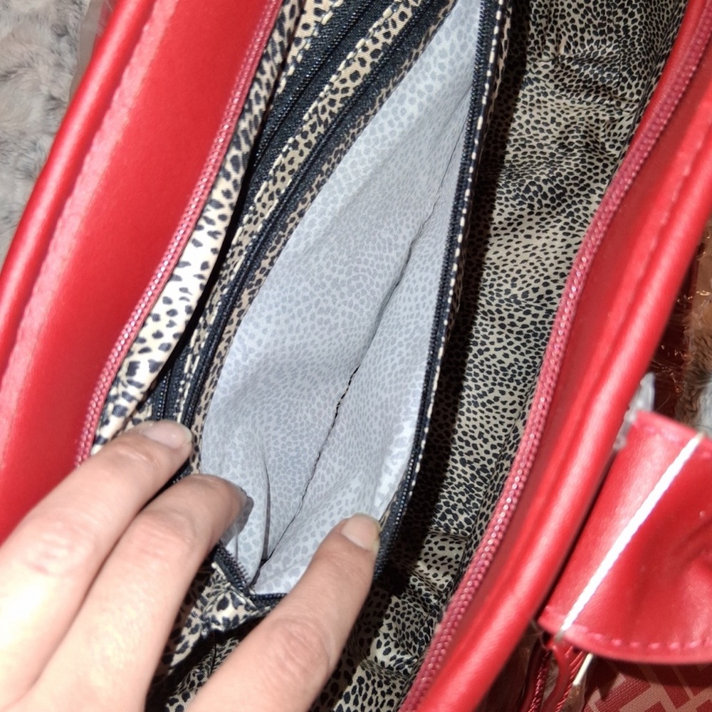 Stylish Red Patterned Tote Bag - Picture 13 of 16